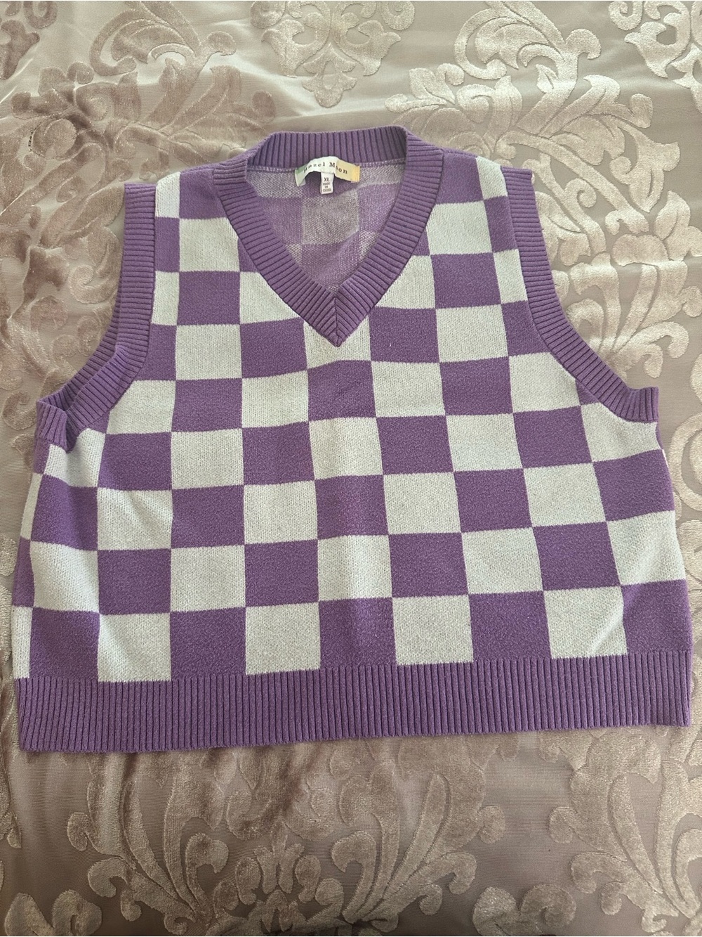Purple and White Checker V-Neck Sweater Vest size XL